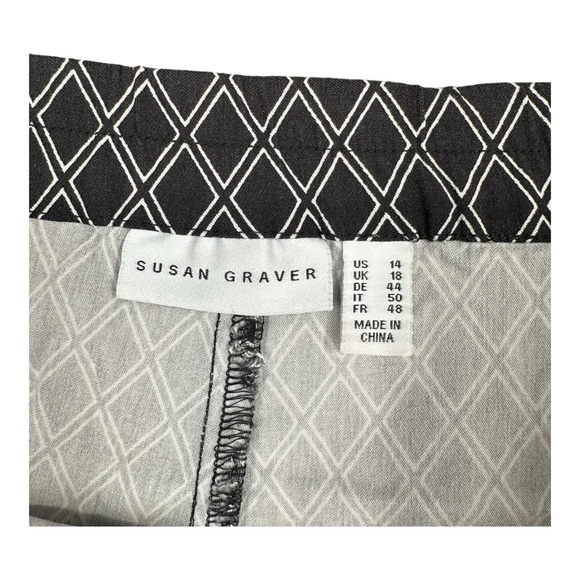 Susan Graver 14 Black White Geo Print Capri Pants Stretch Pull On Casual Career - Picture 4 of 9